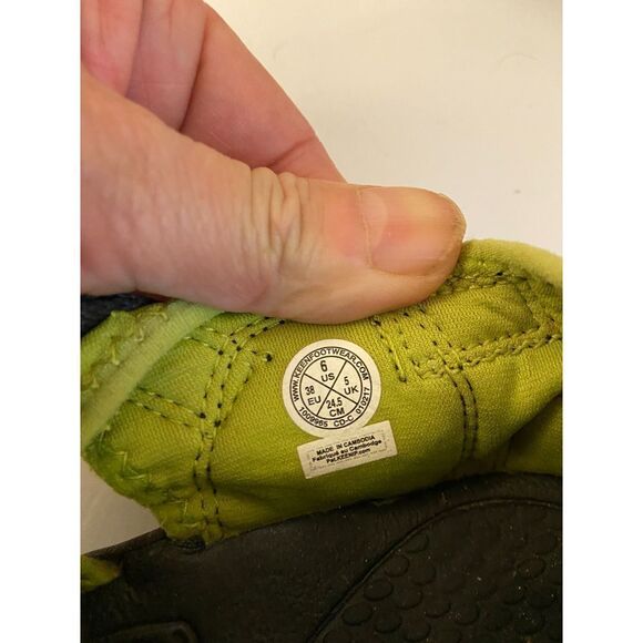 Keens Waterproof Hiking River Sandals Black Green size 6 - Picture 5 of 5